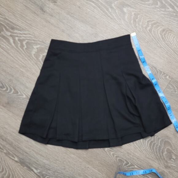 Hollister Pleated Black Mini Skirt Skort Size XS - Picture 1 of 5